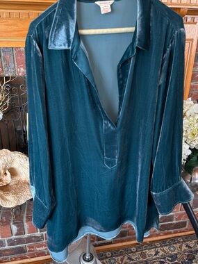 Sundance Rayon & Silk Velvet Pullover Tunic Top in Deep Teal size XL. EUC